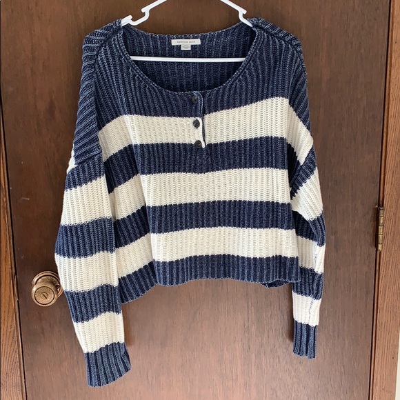 American Eagle Outfitters Sweaters - American Eagle Sweater